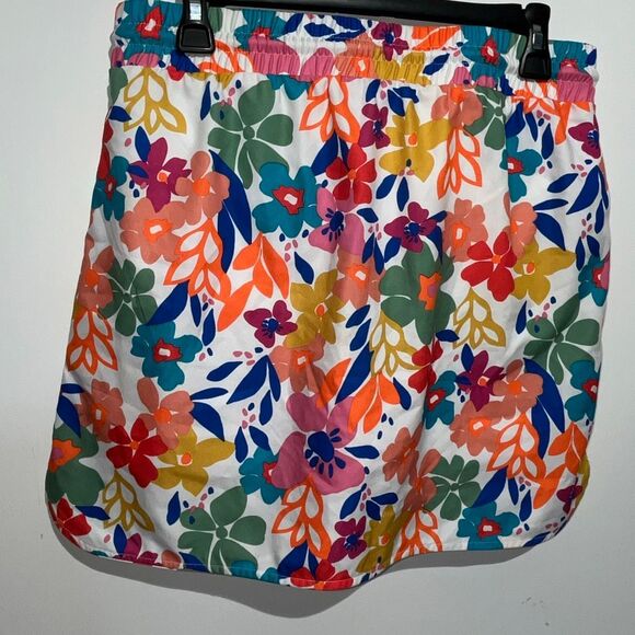St. John’s Bay Women’s Skort Short Mid Rise Petite White Floral Size Small - Picture 4 of 6